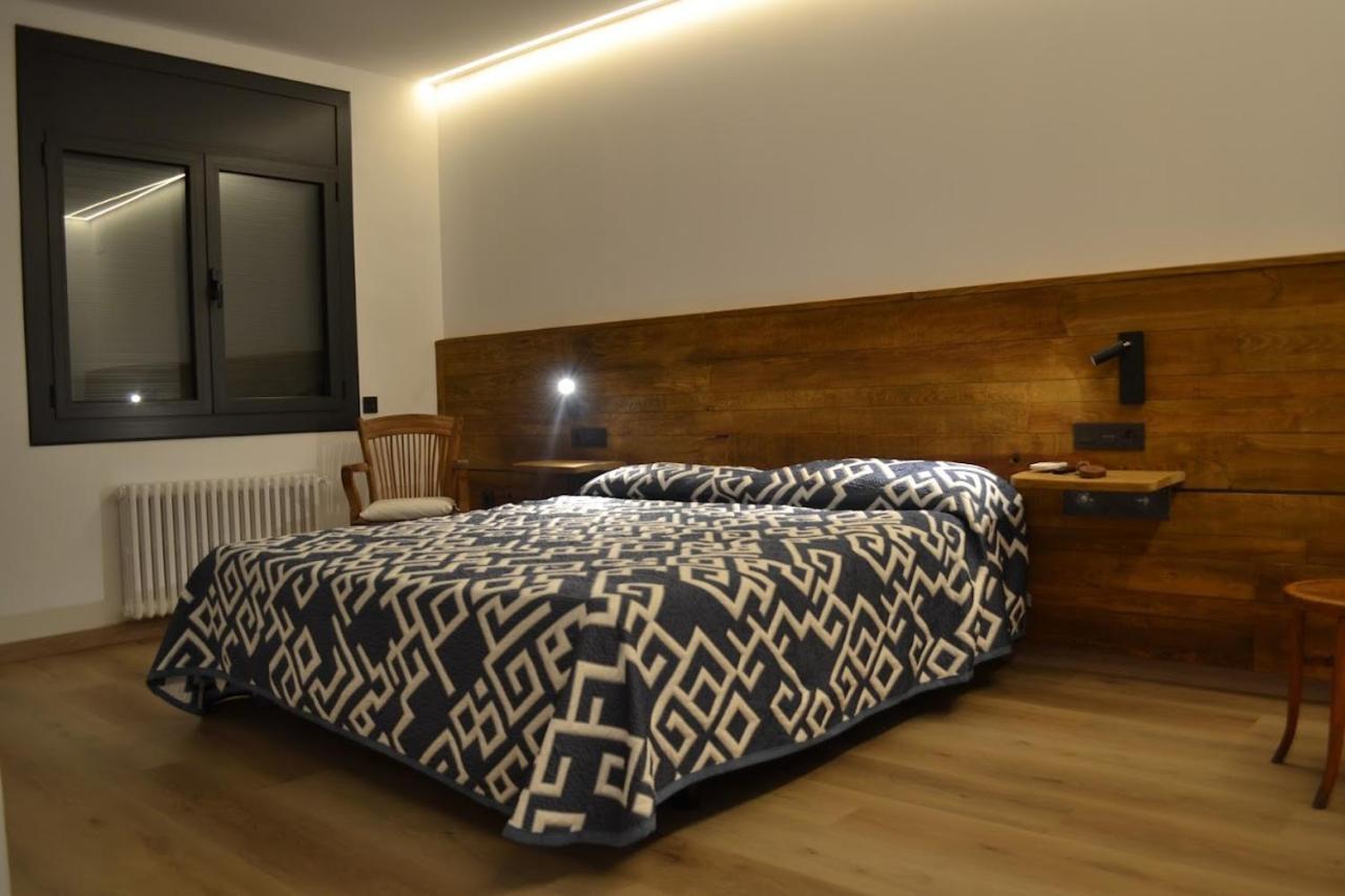 Hotel Gran Sol Solsona Extérieur photo