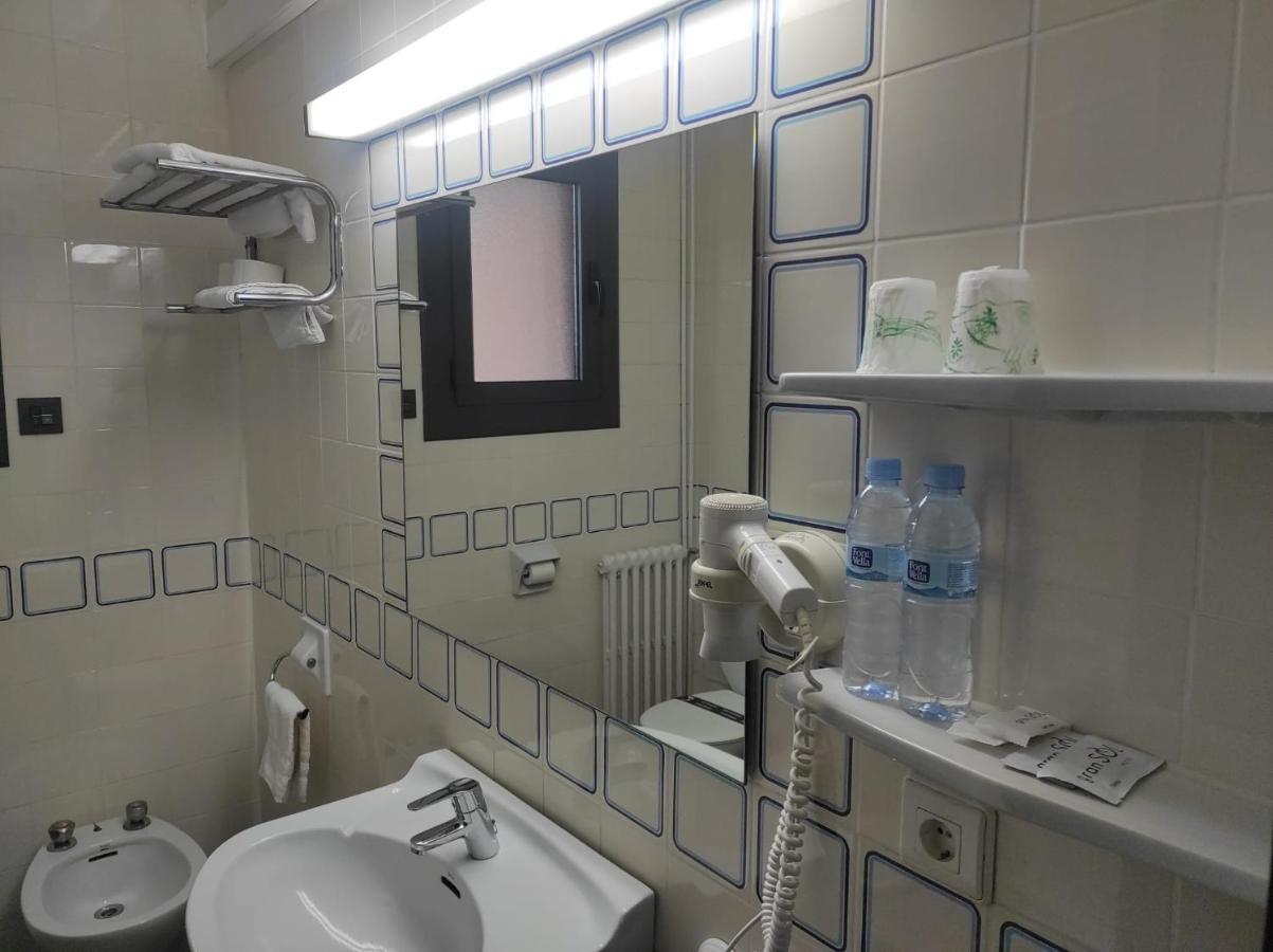Hotel Gran Sol Solsona Extérieur photo