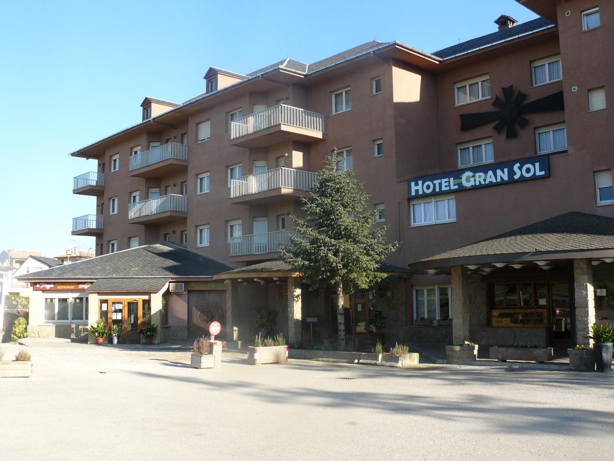 Hotel Gran Sol Solsona Extérieur photo