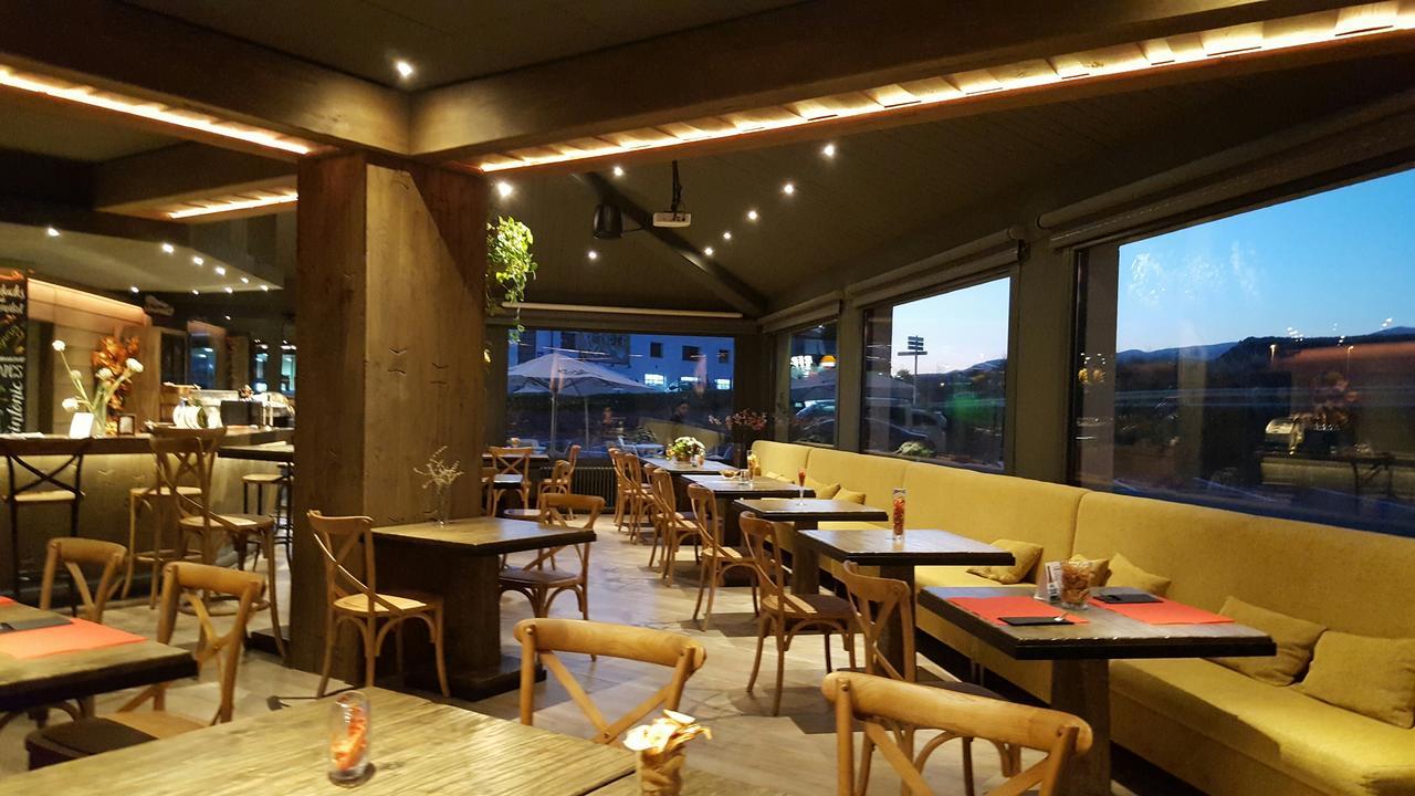 Hotel Gran Sol Solsona Extérieur photo